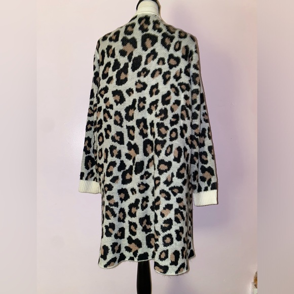 SOHO APPAREL Women’s Leopard Pattern  Casual Long Cardigan Size L (#bundle&save) - Picture 9 of 11